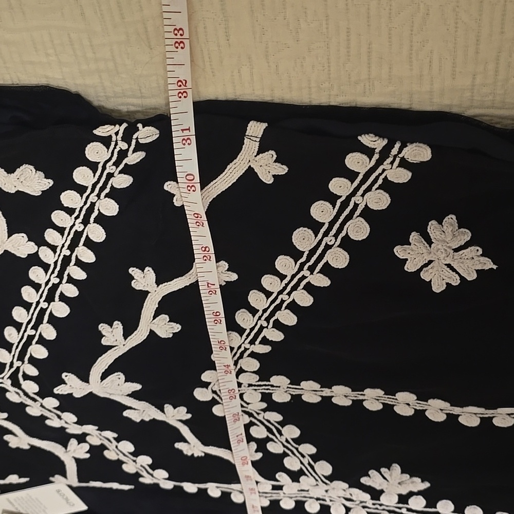 Chicos Black And White Embrodaird Kimono Size L/XL NWT - Picture 6 of 8